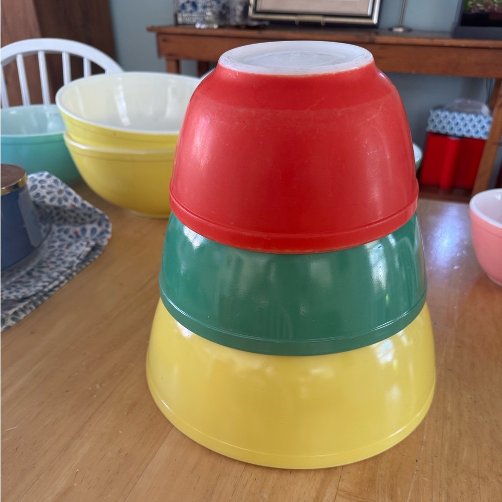 Colorful Mixing Bowl Set